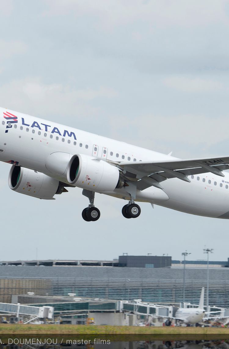 A320neo LATAM MSN7126 Take Off A320neo LATAM MSN7126 Take Off