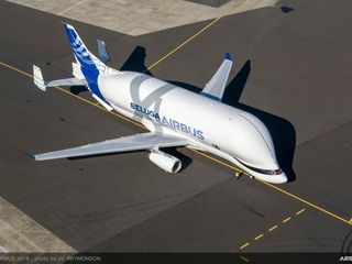 BelugaXL - First Flight - Taxiing BelugaXL - First Flight - Taxiing