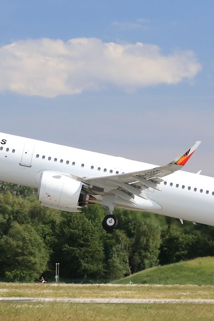 A321neo Philippines Airlines Take Off A321neo Philippines Airlines Take Off