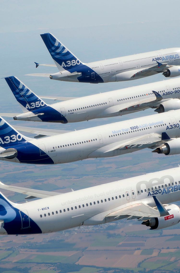 Airbus family formation flight Airbus family formation flight