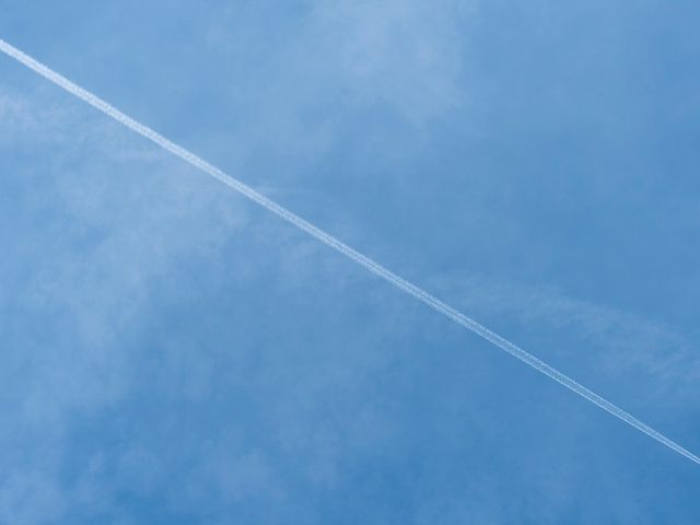 Contrails Contrails