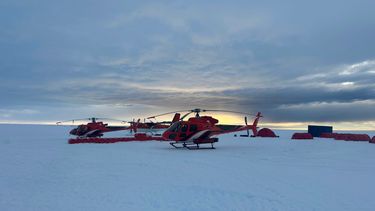 DAP's H125s in Antarctica DAP's H125s in Antarctica