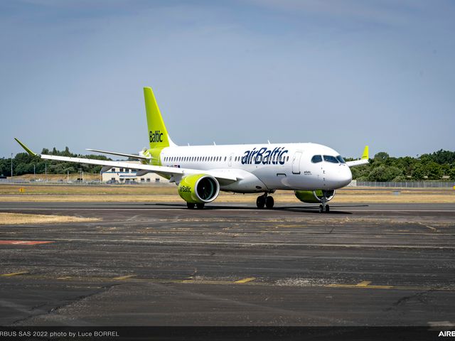 A220-300 airBaltic A220-300 airBaltic