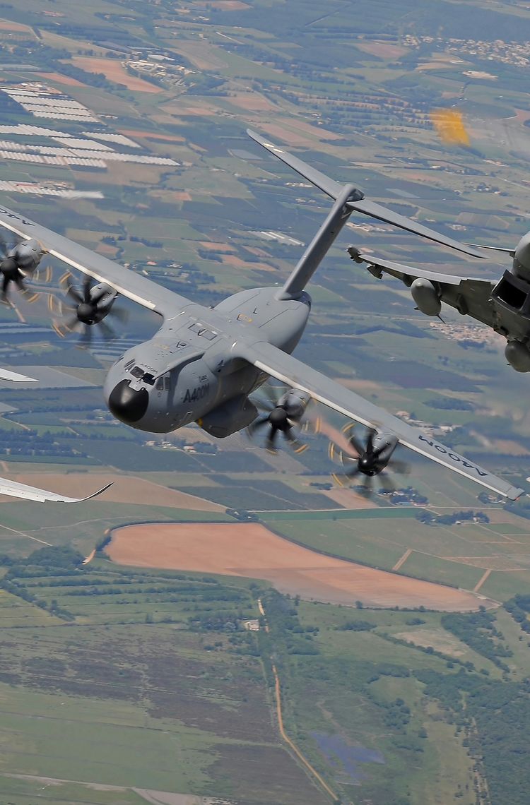 A350 XWB, A400M, H160 and Eurofighter for a Family Flight A350 XWB, A400M, H160 and Eurofighter for a Family Flight