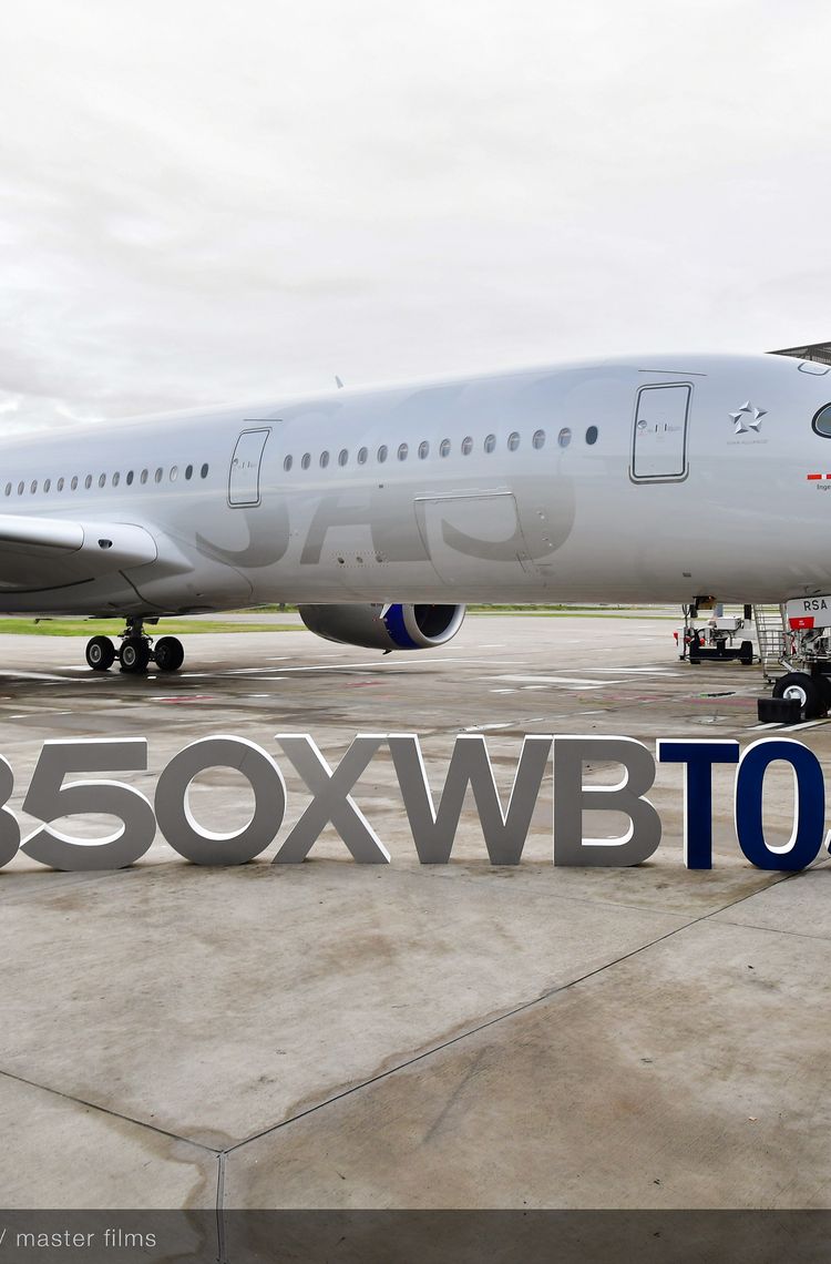 A350-900 SAS A350-900 SAS