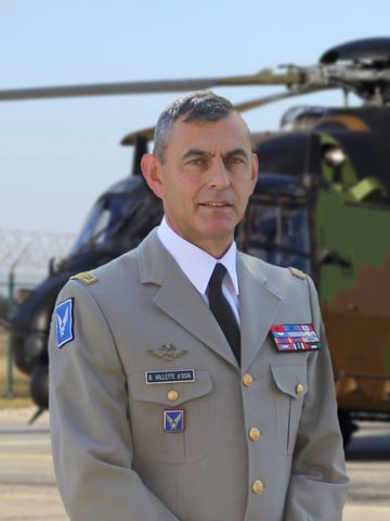 Général Bertrand VALLETTE D'OSIA - COM ALAT Général Bertrand VALLETTE D'OSIA - COM ALAT