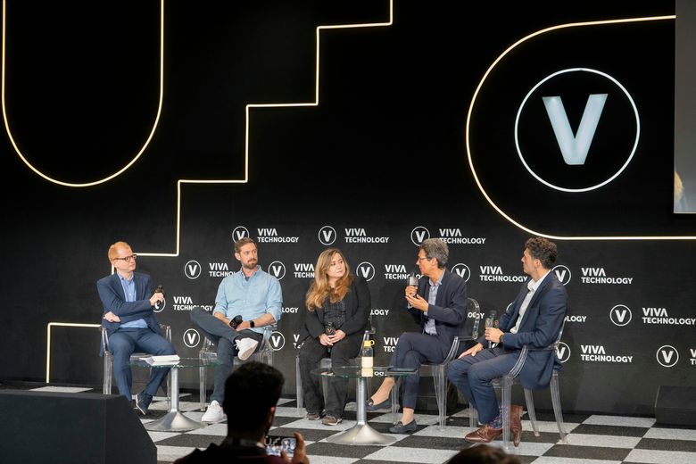 Airbus Speaker Panels VIVATECH Paris 2024 Airbus Speaker Panels VIVATECH Paris 2024