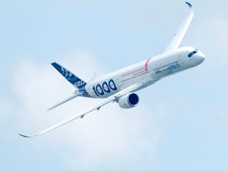 A350-1000 flying display at Singapore Airshow A350-1000 flying display at Singapore Airshow