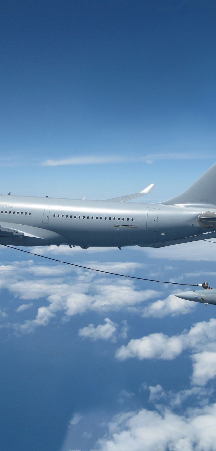 A330 MRTT Refuelling F-18 A330 MRTT Refuelling F-18