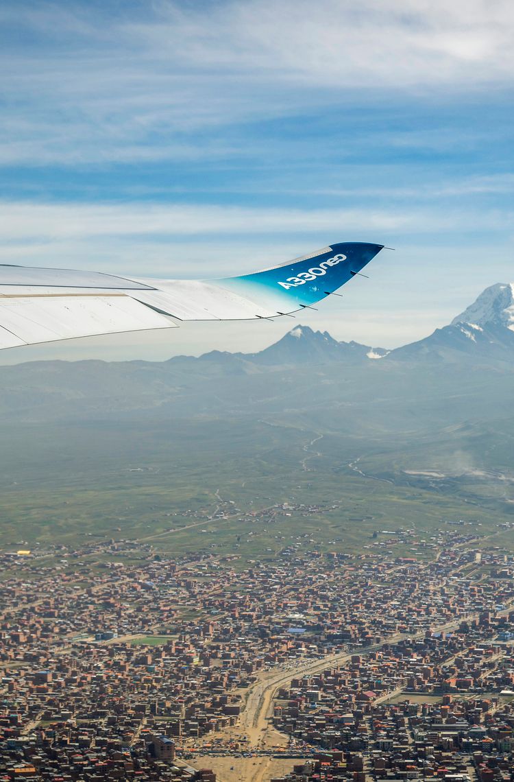 A330 in flight at Toluca & La Paz A330 in flight at Toluca & La Paz