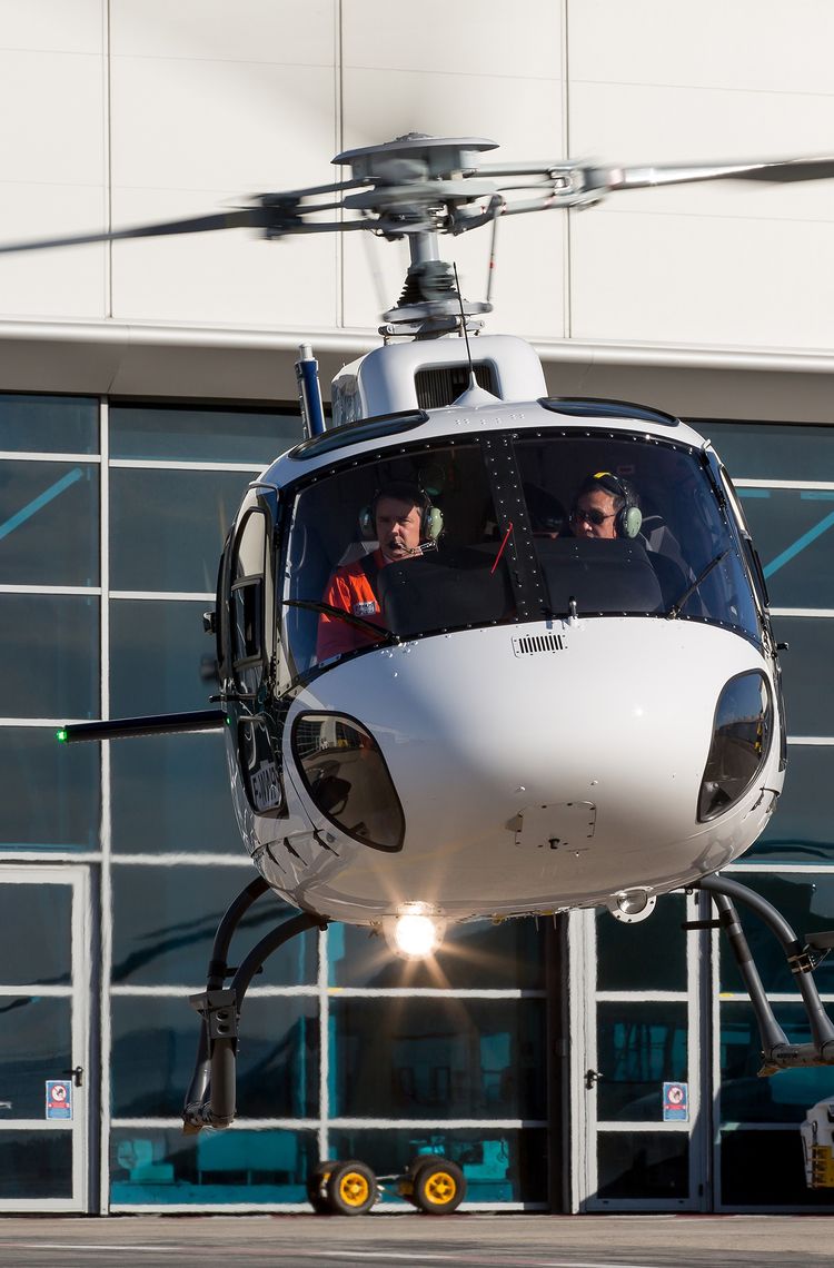 CMIG Leasing takes delivery of China’s 100th helicopter from the Ecureuil family CMIG Leasing takes delivery of China’s 100th helicopter from the Ecureuil family