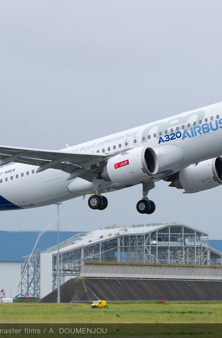 A320neo Airbus taking off A320neo Airbus taking off