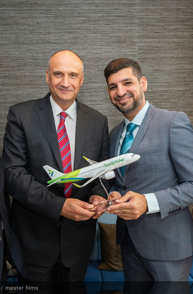 SalamAir A320neo agreement Farnborough SalamAir A320neo agreement Farnborough