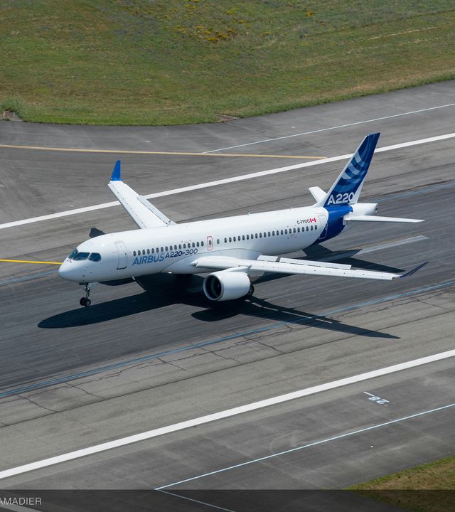 Airbus A220-300 Airbus A220-300