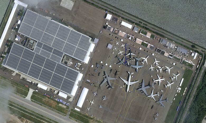 Singapore Airshow captured by Pleiades Neo Singapore Airshow captured by Pleiades Neo