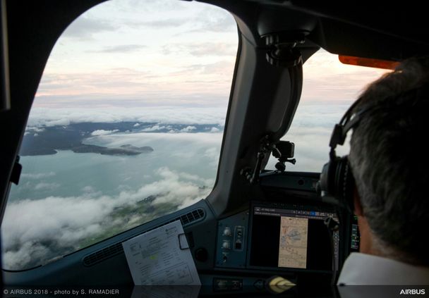 A350-1000 Airbus MSN065 in flight - view through the cockpit