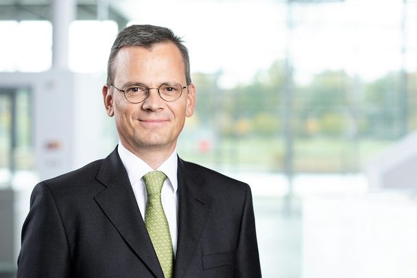Dominik Asam